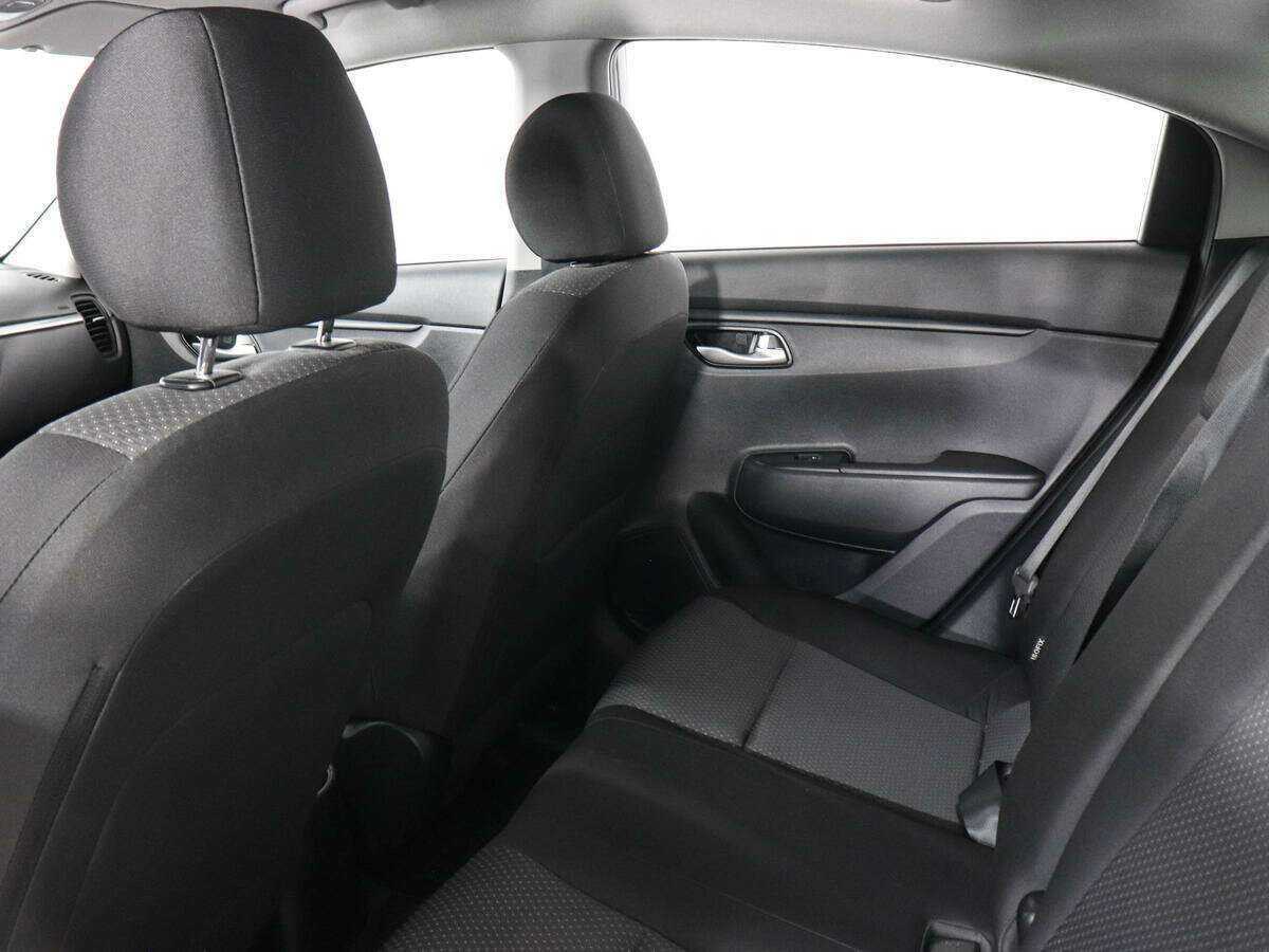 Б/У Киа Рио 2021 года. Фото: #11