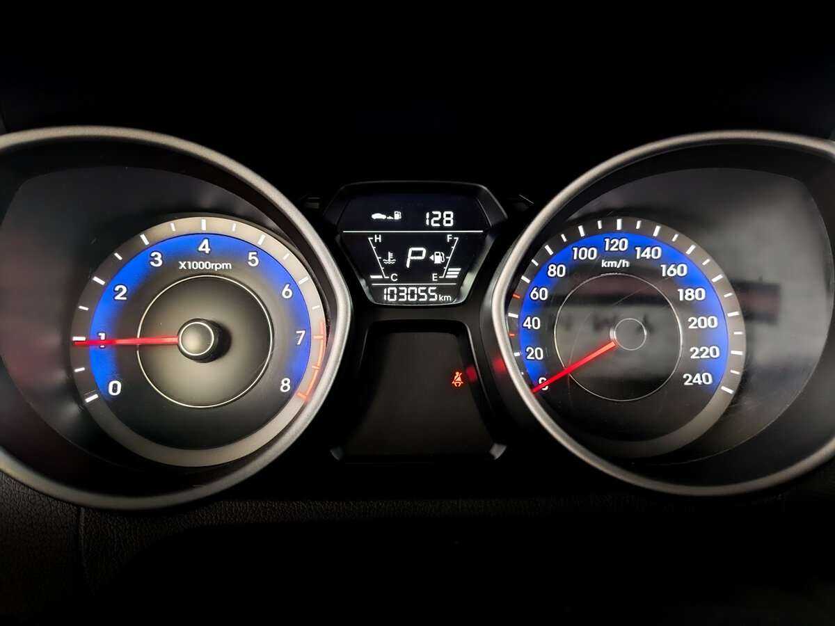 Б/У Хендай Елантра 2014 года. Фото: #10