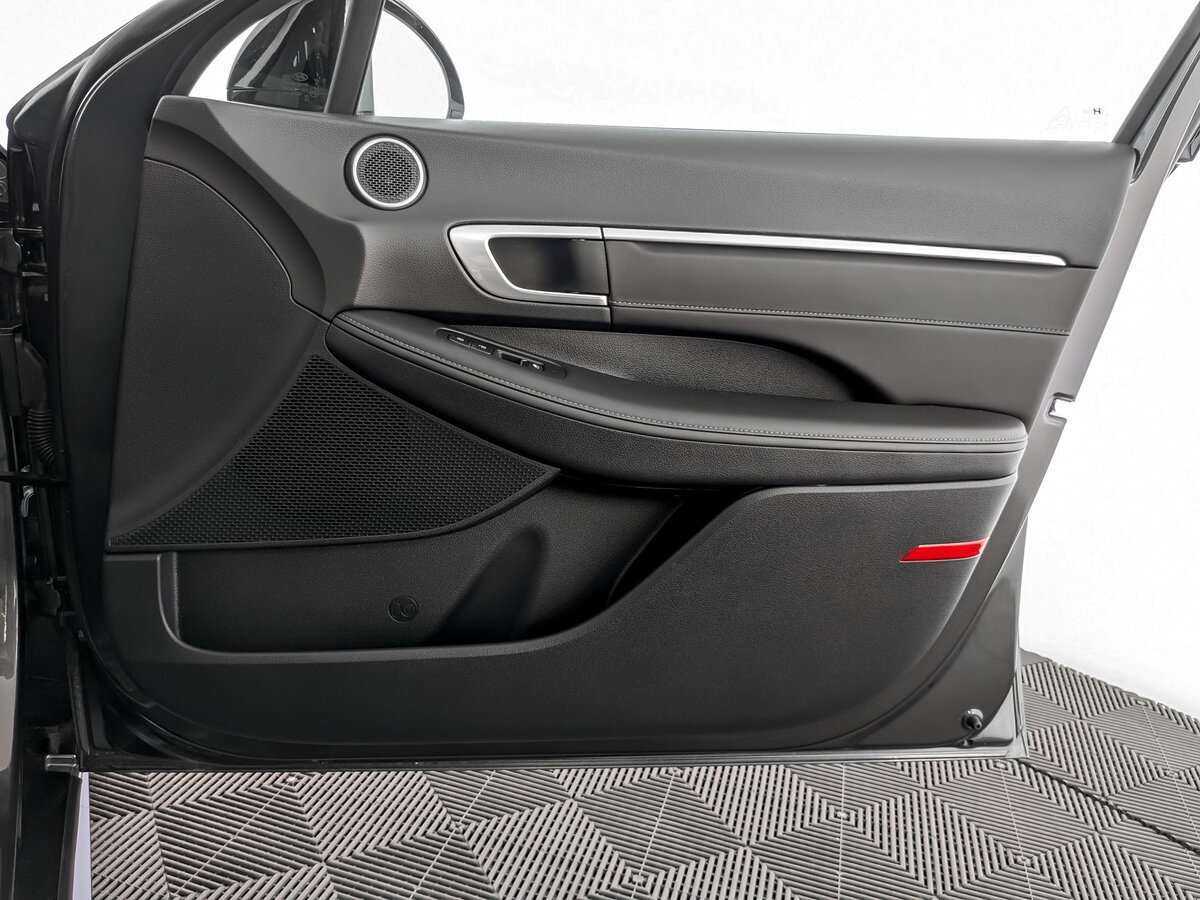 Hyundai Sonata 2021 года с пробегом. Фото: #20