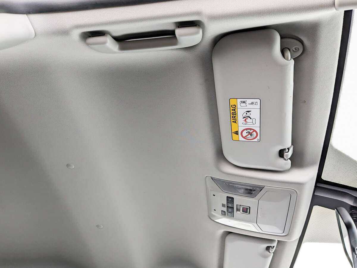 Toyota RAV4 2020 года с пробегом. Фото: #17