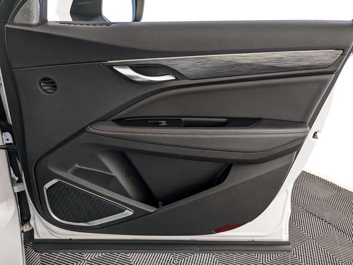 Geely Tugella 2021 года с пробегом. Фото: #18