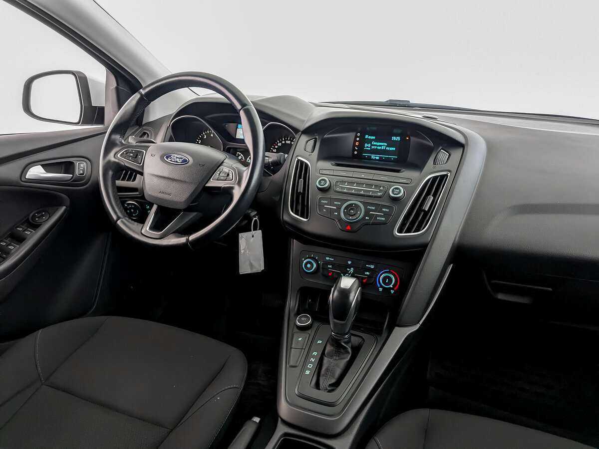 Ford Focus 2018 года с пробегом. Фото: #21