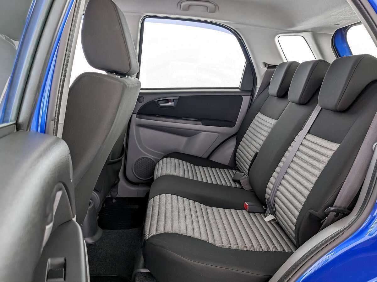 Suzuki SX4 2013 года с пробегом. Фото: #9