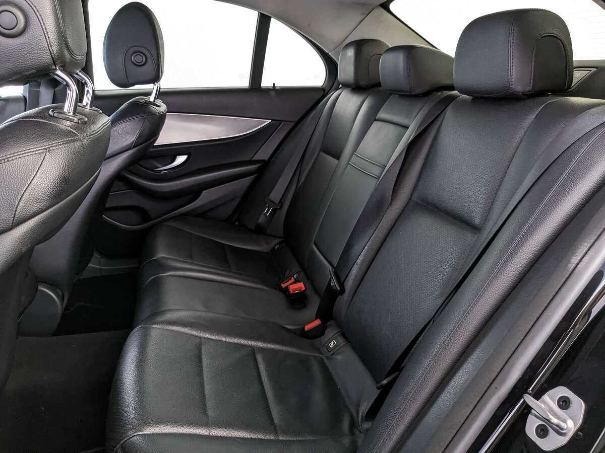 Mercedes-Benz E-Класс 2018 года с пробегом. Фото: #13