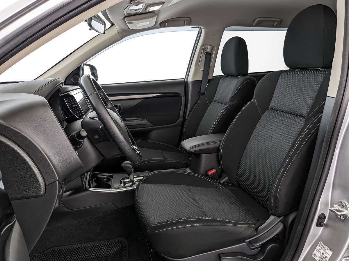 Mitsubishi Outlander 2020 года с пробегом. Фото: #17