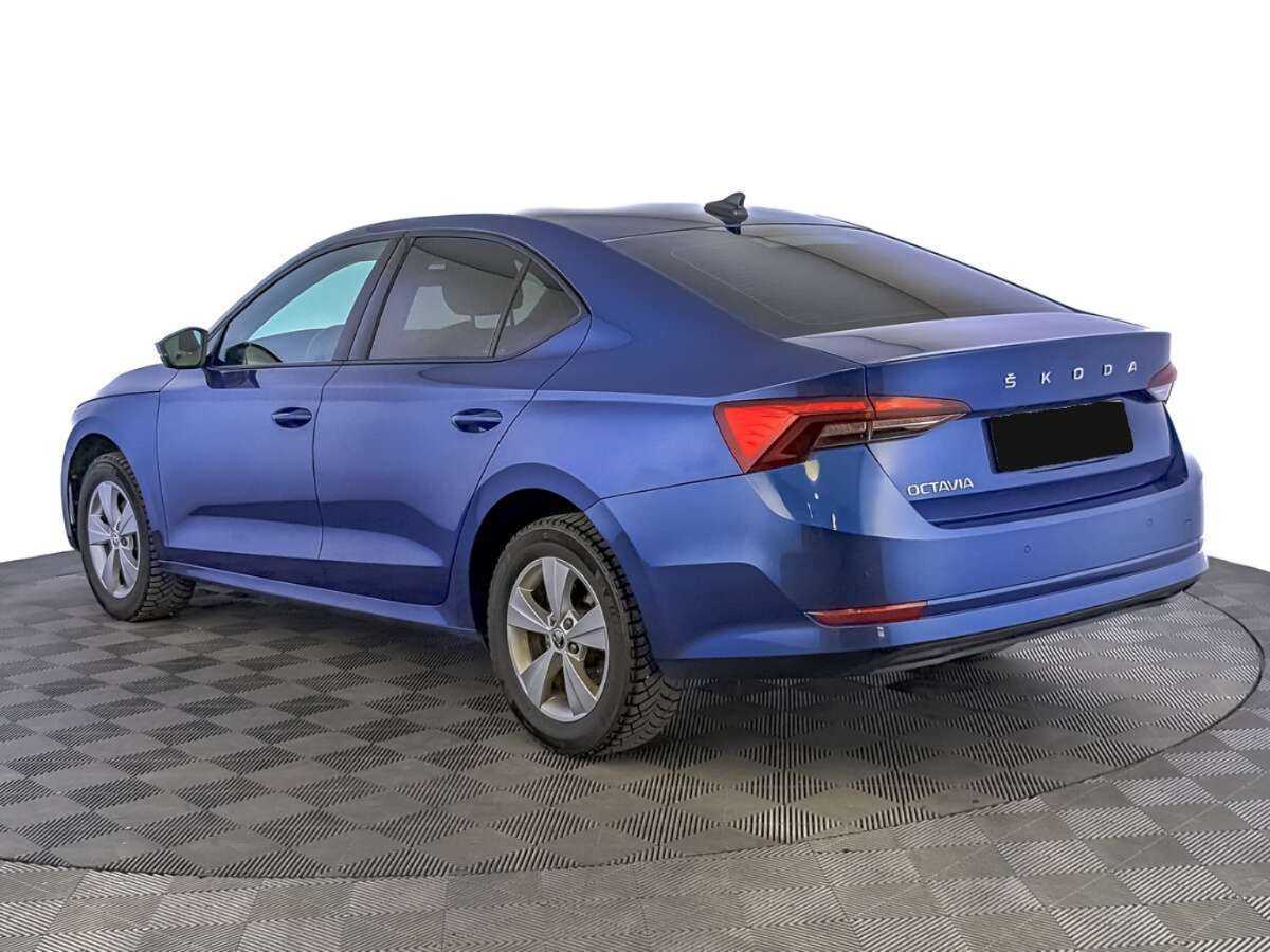 Skoda Octavia 2021 года с пробегом. Фото: #6