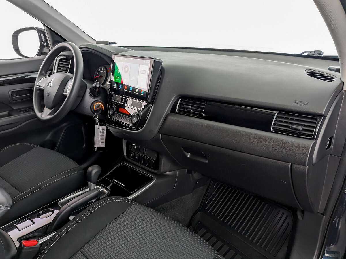 Mitsubishi Outlander 2019 года с пробегом. Фото: #8