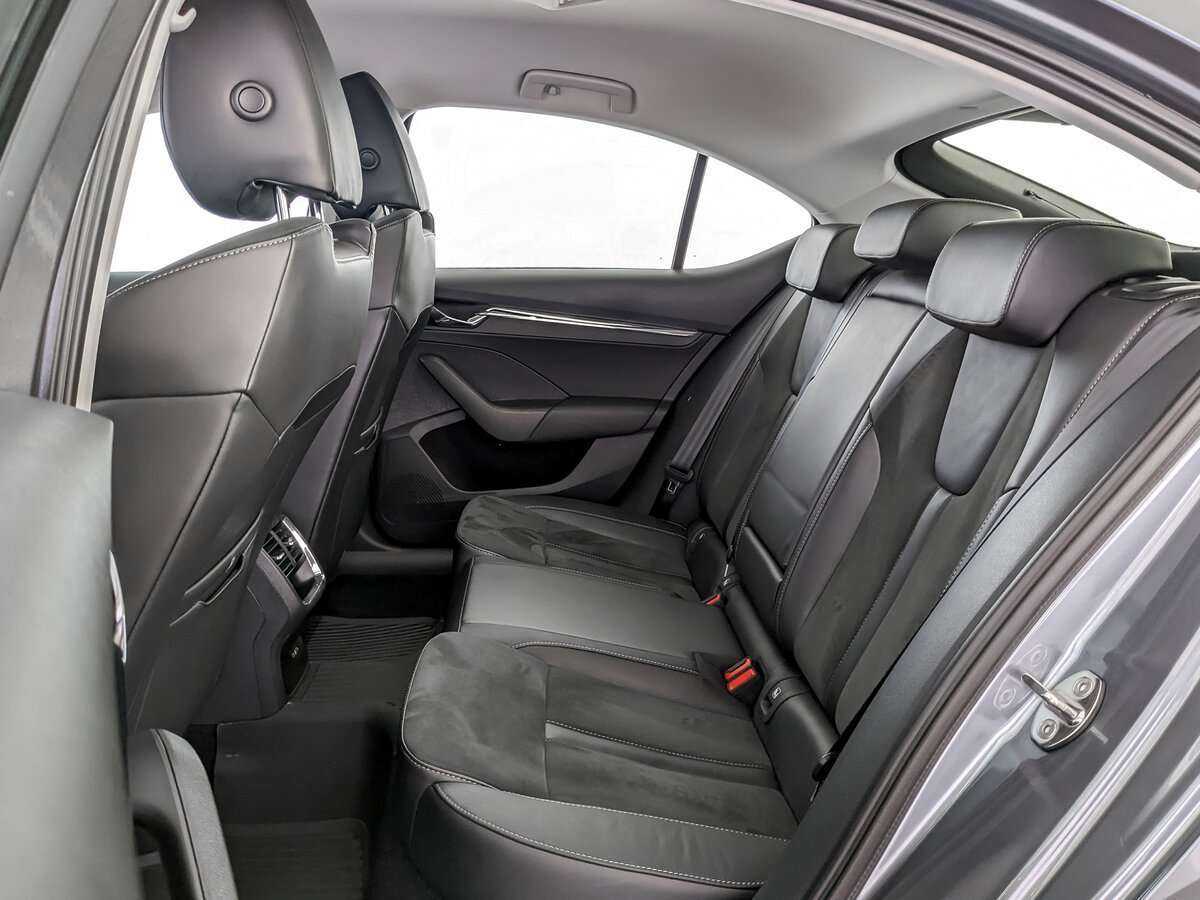 Skoda Octavia 2021 года с пробегом. Фото: #10