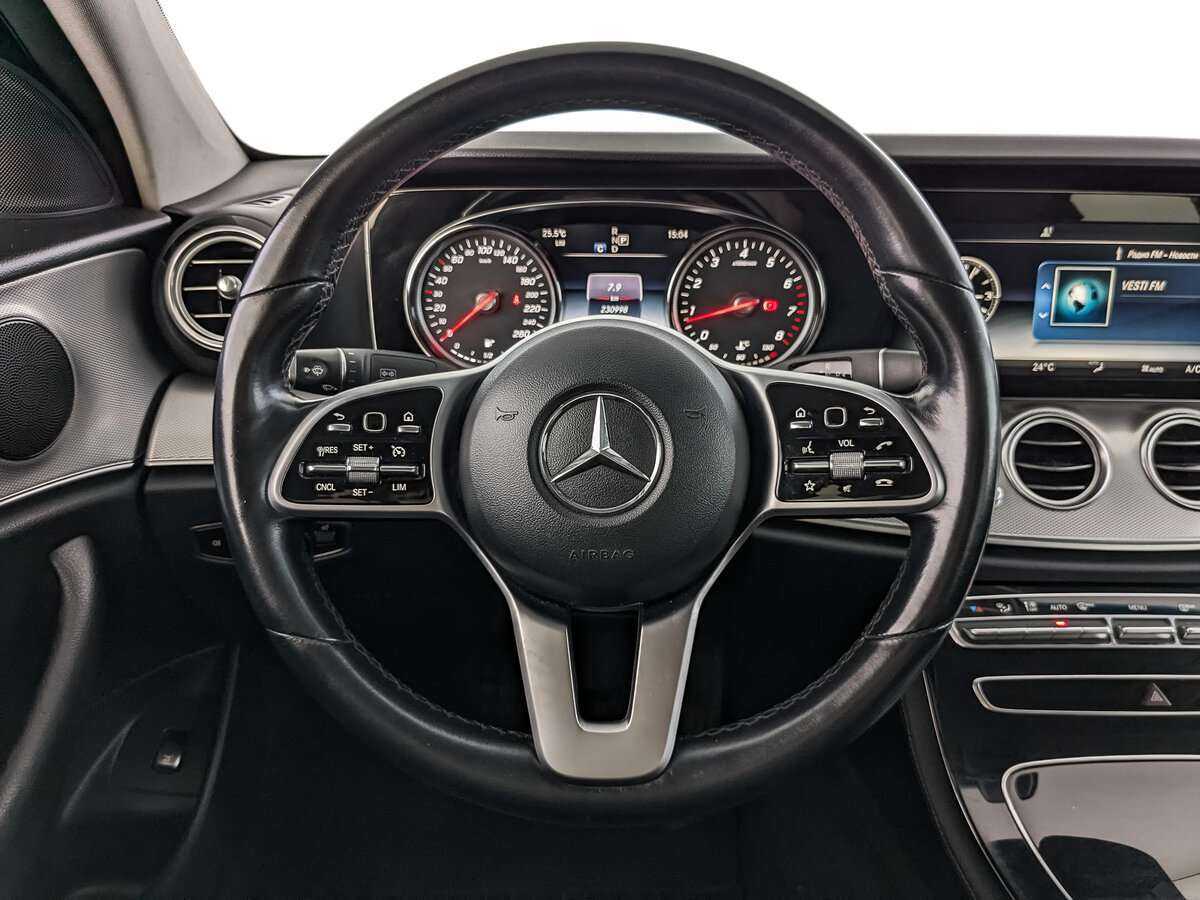 Mercedes-Benz E-Класс 2018 года с пробегом. Фото: #16