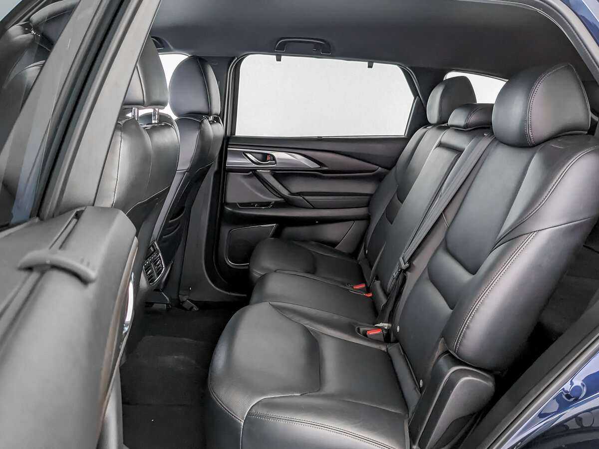 Mazda CX-9 2018 года с пробегом. Фото: #9