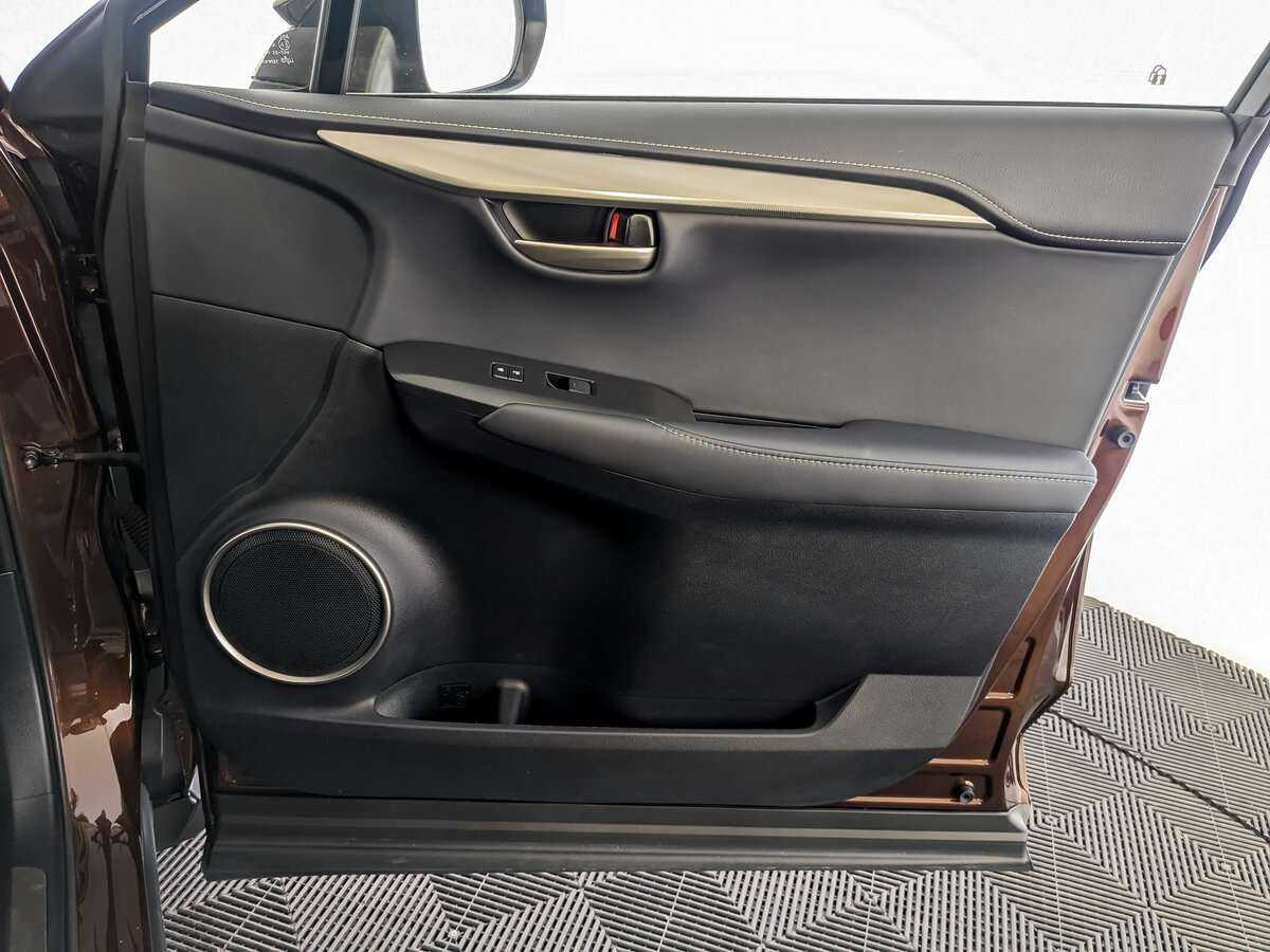 Lexus NX 2017 года с пробегом. Фото: #19