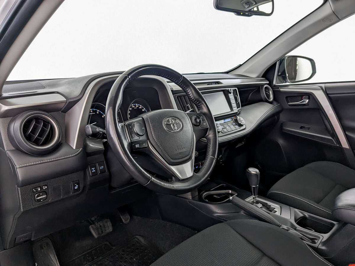 Toyota RAV4 2019 года с пробегом. Фото: #13