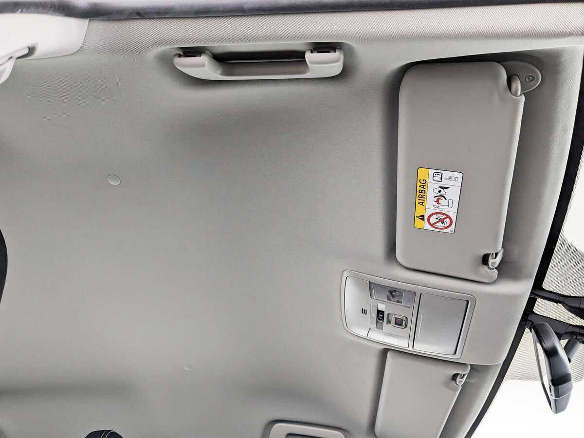 Toyota RAV4 2019 года с пробегом. Фото: #17