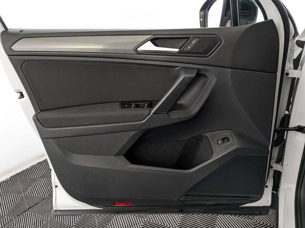 Volkswagen Tiguan 2020 года с пробегом. Фото: #18