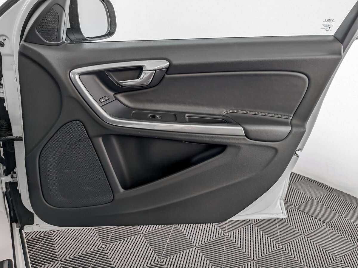 Volvo S60 2015 года с пробегом. Фото: #19