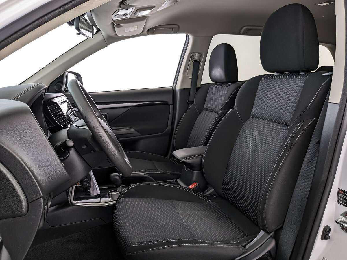 Mitsubishi Outlander 2019 года с пробегом. Фото: #15