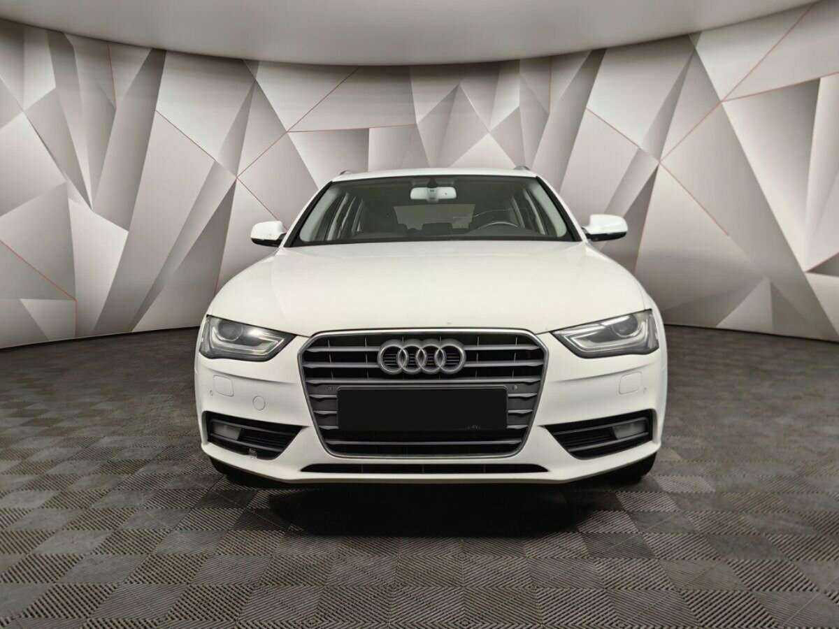 Audi A4 2012 года с пробегом. Фото: #6