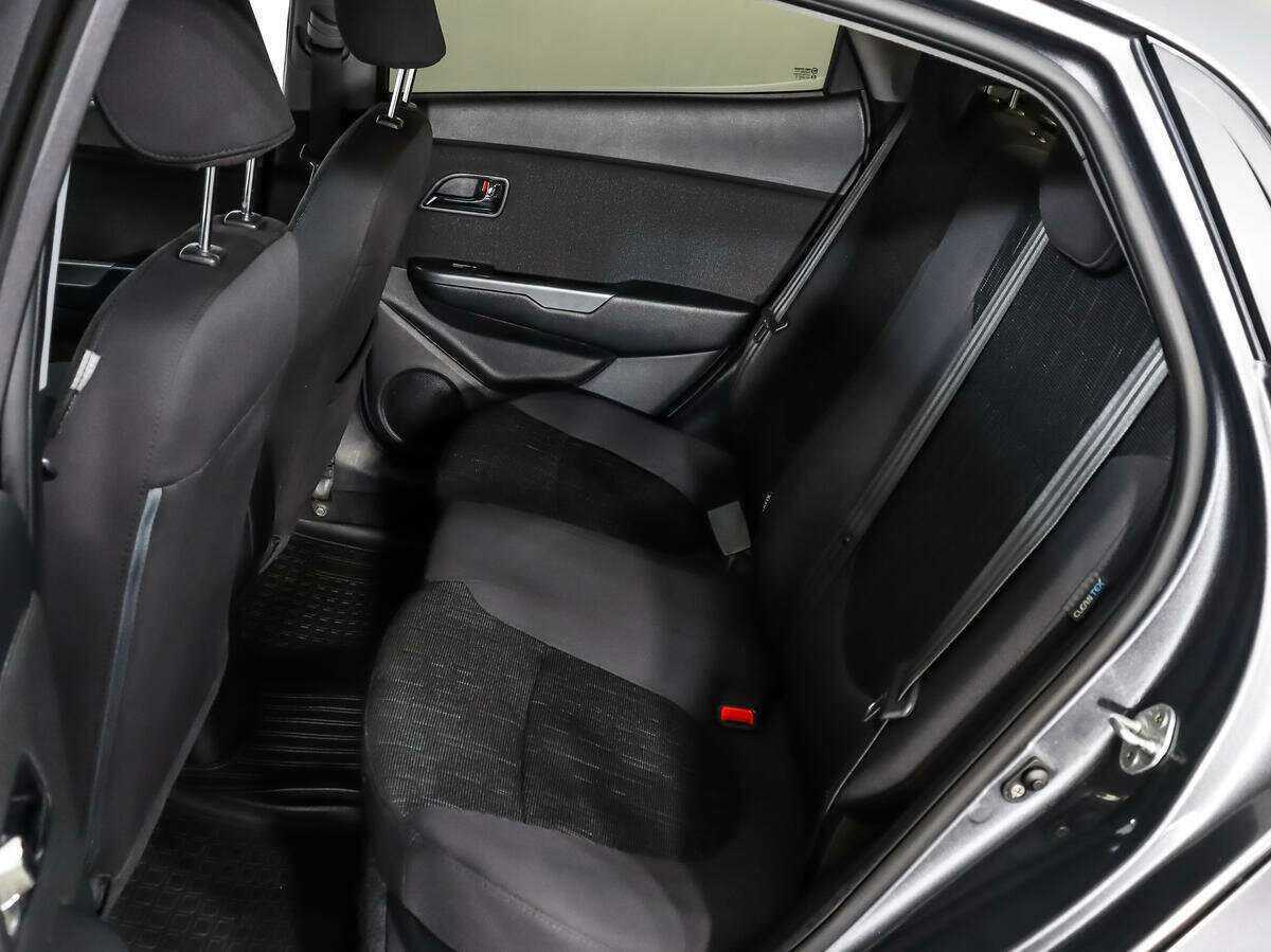 Б/У Киа Рио 2012 года. Фото: #9