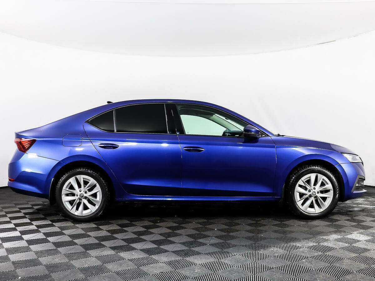 Б/У Шкода Октавия 2020 года. Фото: #3