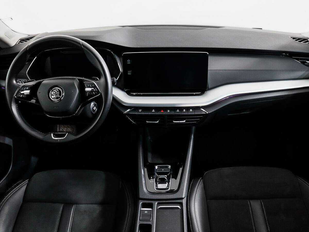 Б/У Шкода Октавия 2020 года. Фото: #13