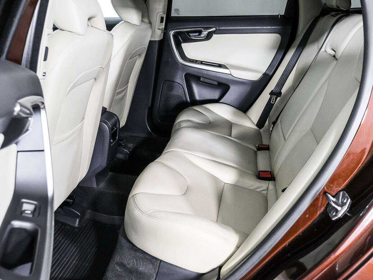 Volvo XC60 2014 года с пробегом. Фото: #11