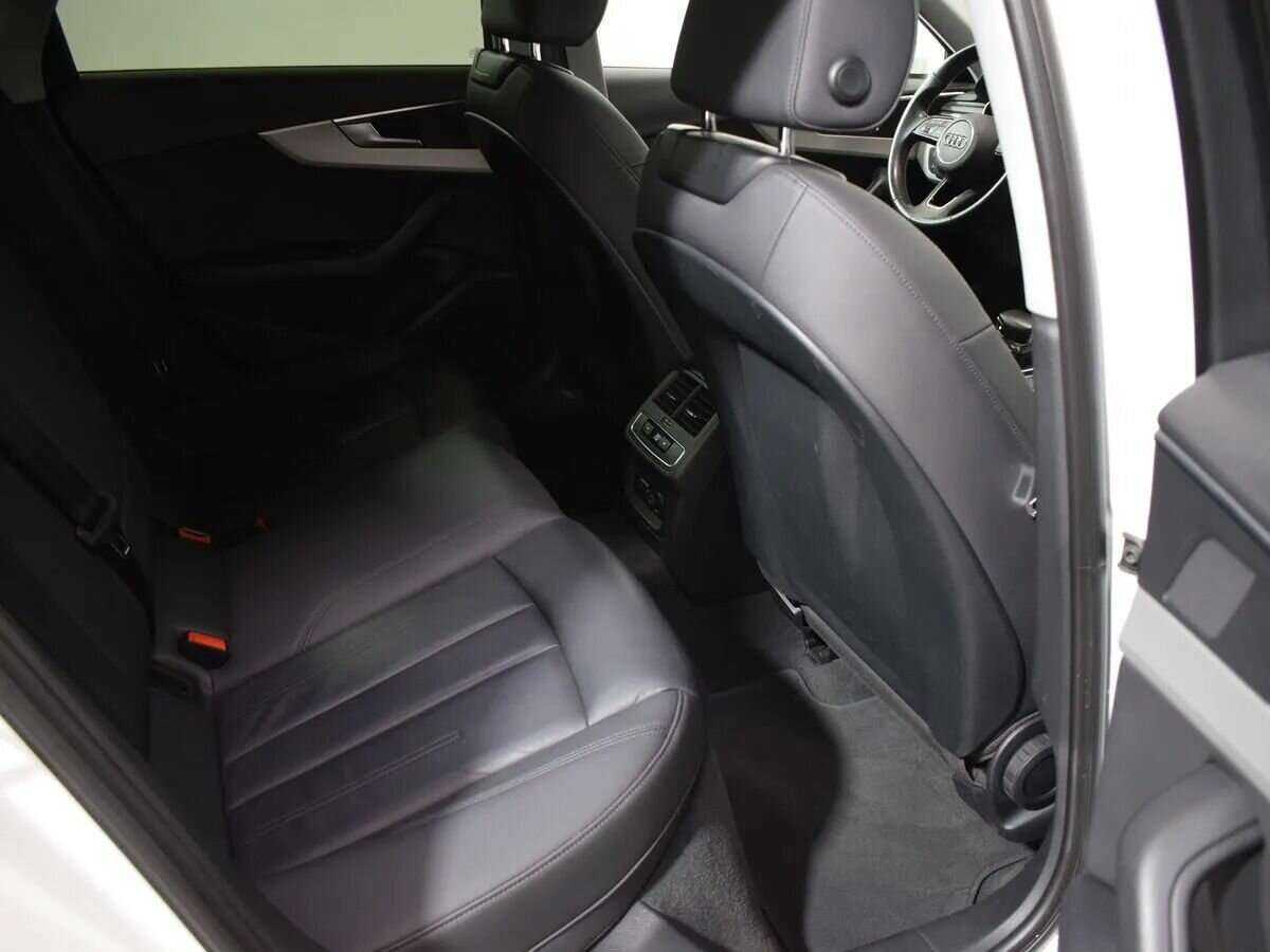 Audi A4 2020 года с пробегом. Фото: #7