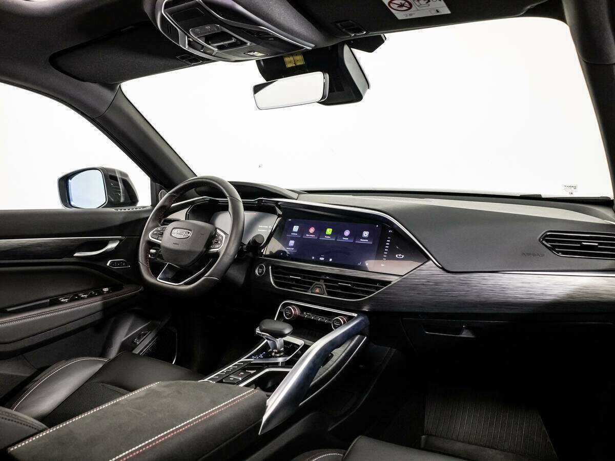 Geely Tugella 2022 года с пробегом. Фото: #8