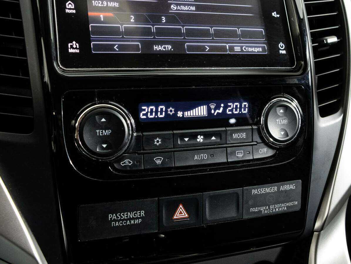 Mitsubishi Pajero Sport 2017 года с пробегом. Фото: #10