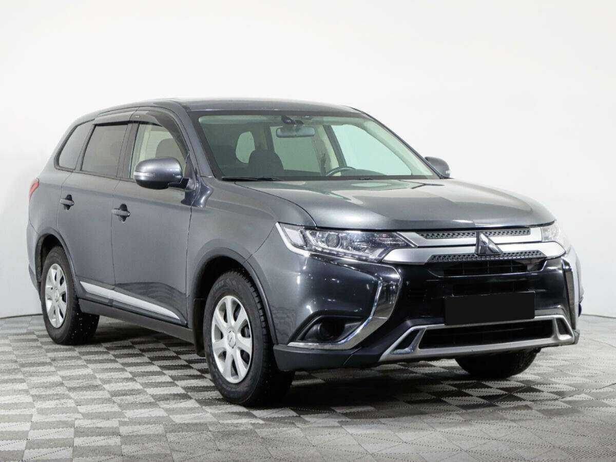 Mitsubishi Outlander 2019 года с пробегом. Фото: #2