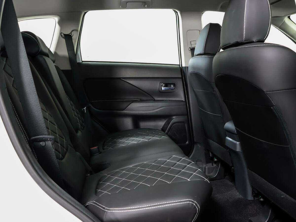 Mitsubishi Outlander 2022 года с пробегом. Фото: #10