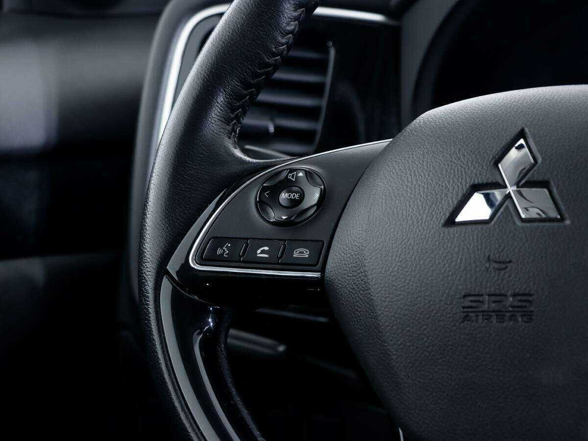Mitsubishi Outlander 2021 года с пробегом. Фото: #15