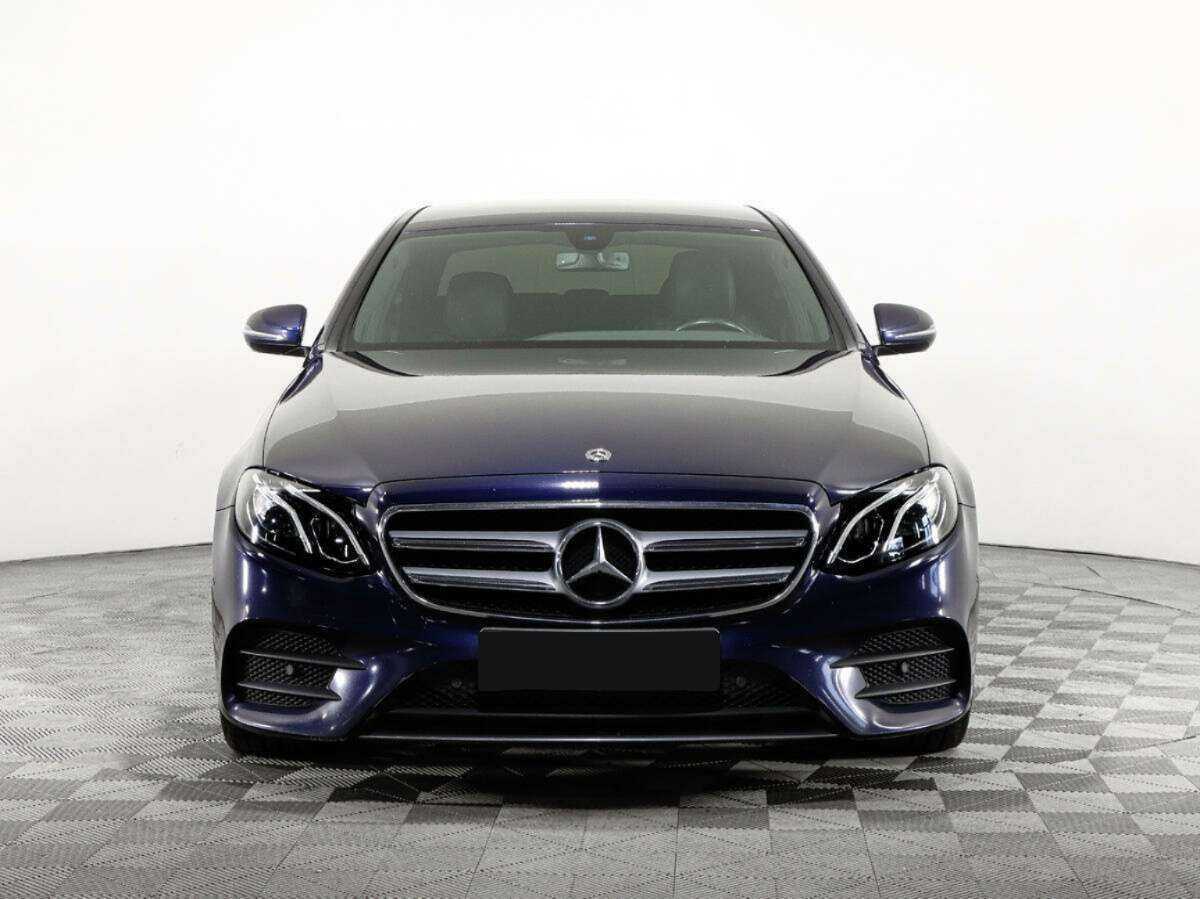 Mercedes-Benz E-Класс 2018 года с пробегом. Фото: #1