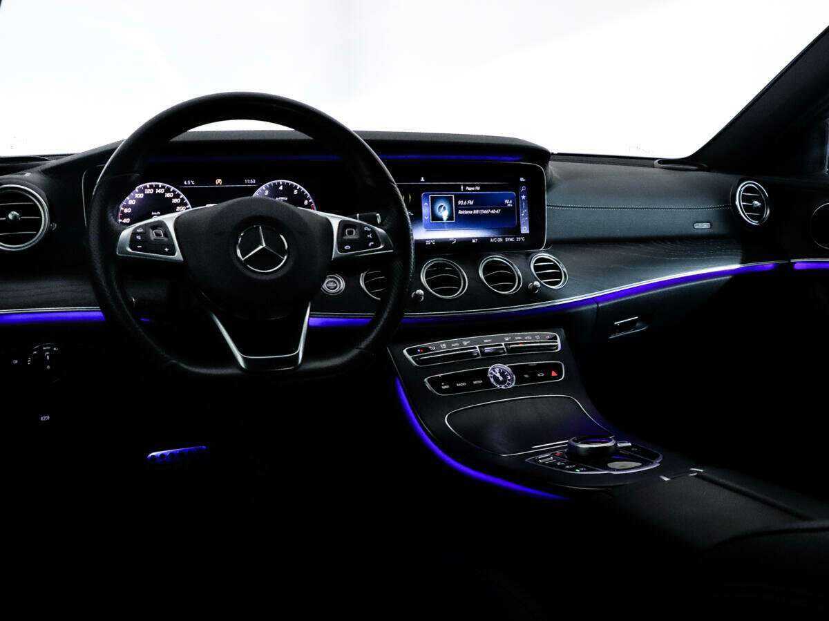 Mercedes-Benz E-Класс 2018 года с пробегом. Фото: #9