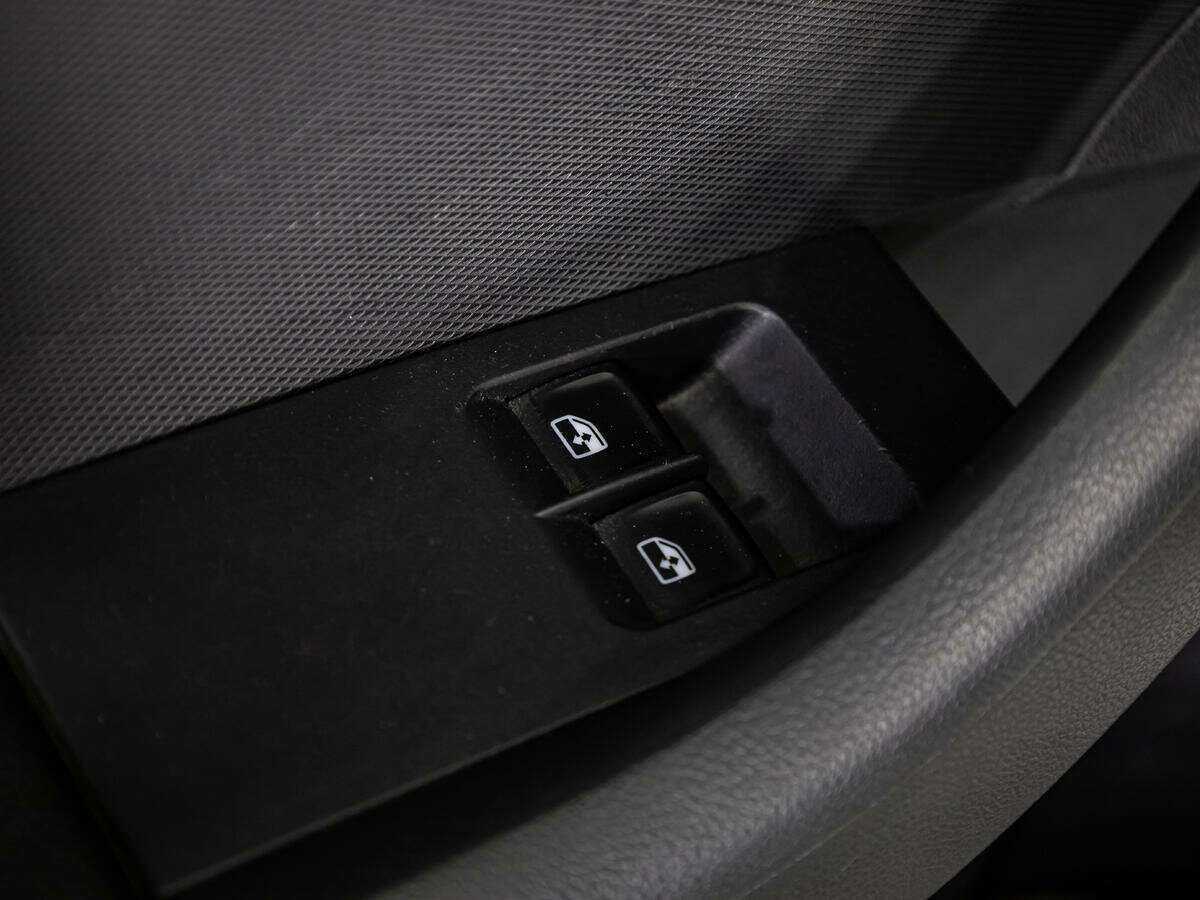 Б/У Шкода Рапид 2016 года. Фото: #13