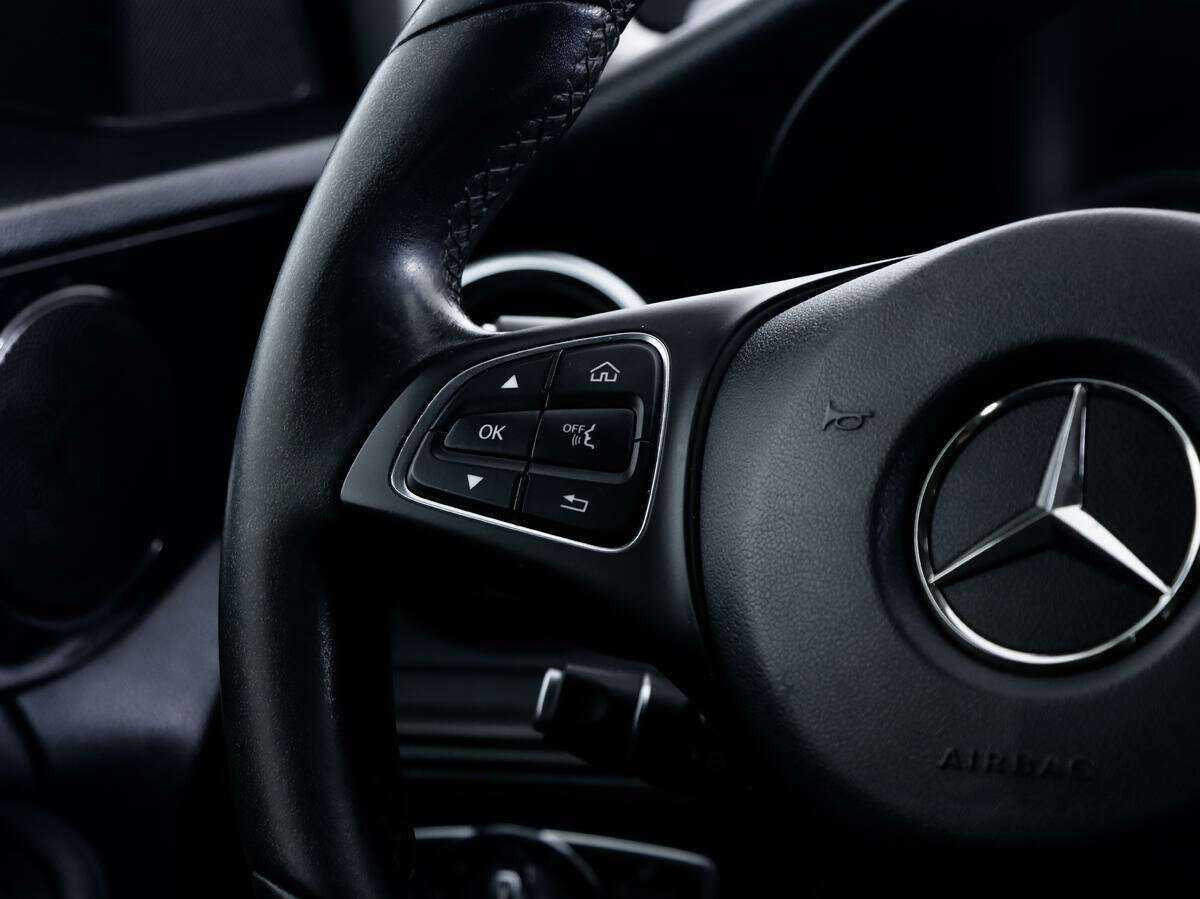 Mercedes-Benz C-Класс 2018 года с пробегом. Фото: #13