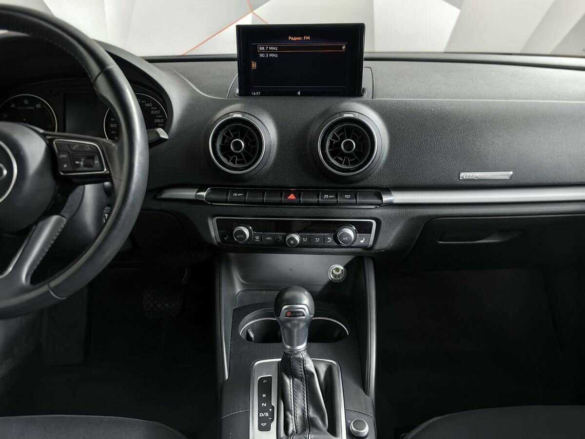 Audi A3 2019 года с пробегом. Фото: #10