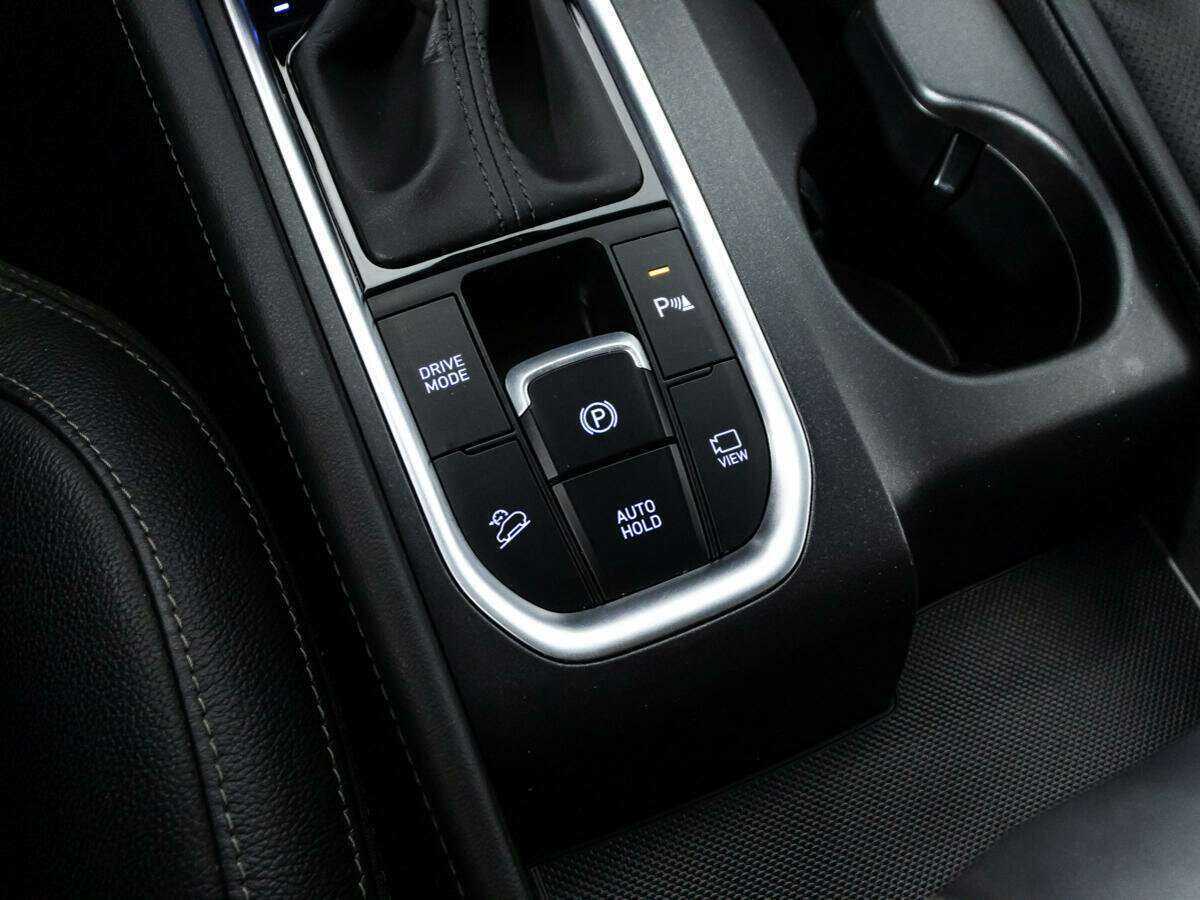 Hyundai Santa Fe 2019 года с пробегом. Фото: #5