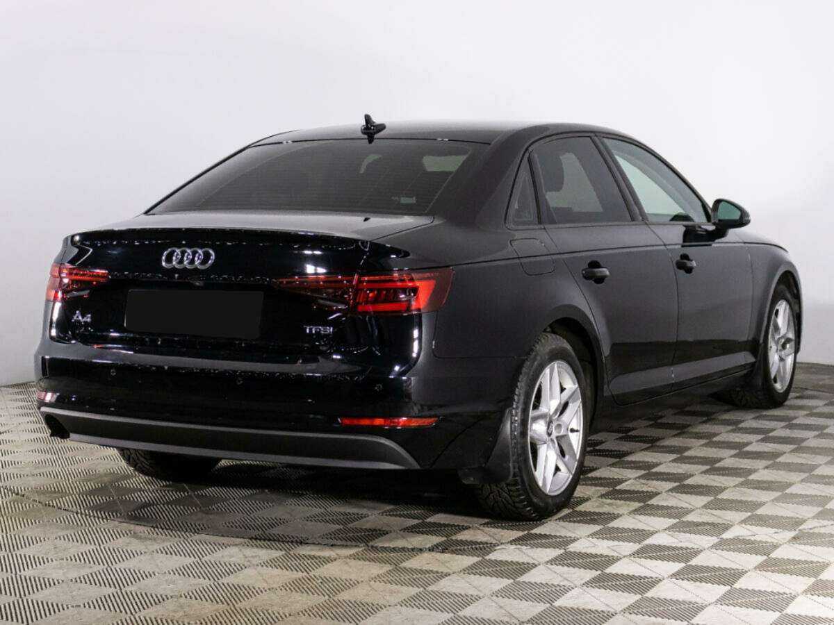Audi A4 2018 года с пробегом. Фото: #4