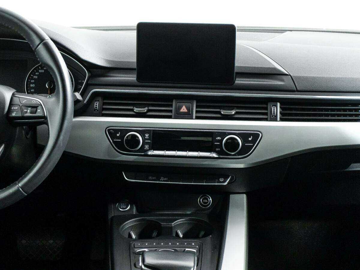 Audi A4 2018 года с пробегом. Фото: #13
