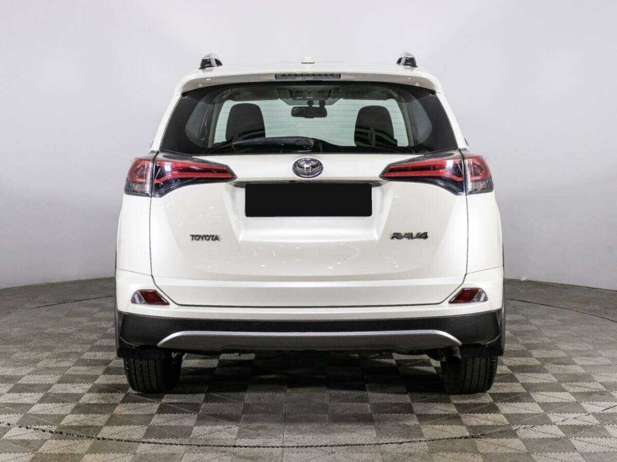 Toyota RAV4 2017 года с пробегом. Фото: #5