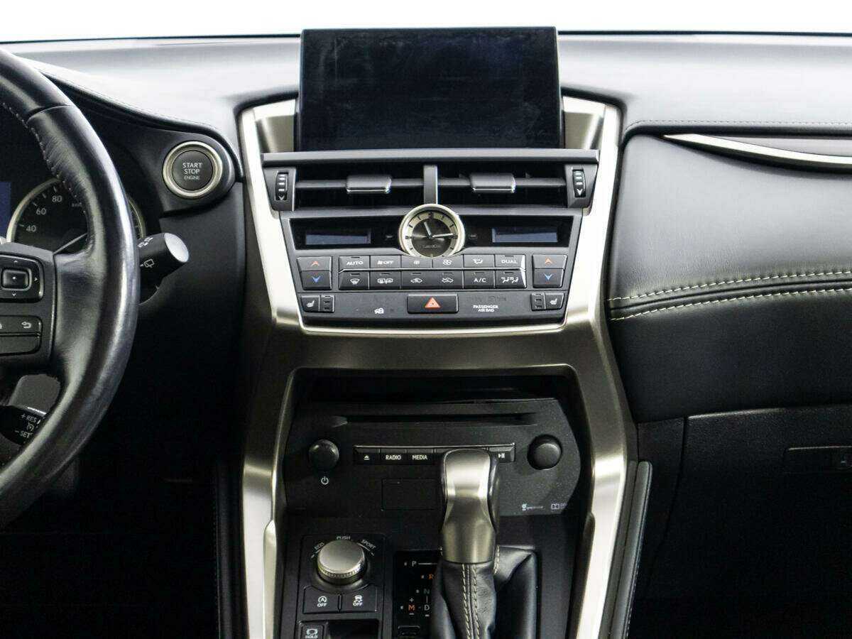 Lexus NX 2015 года с пробегом. Фото: #13