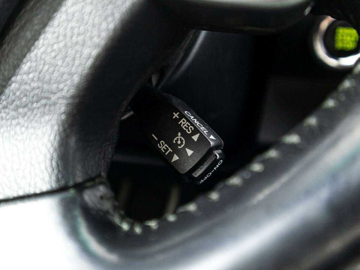 Б/У Тойота Камри 2013 года. Фото: #18