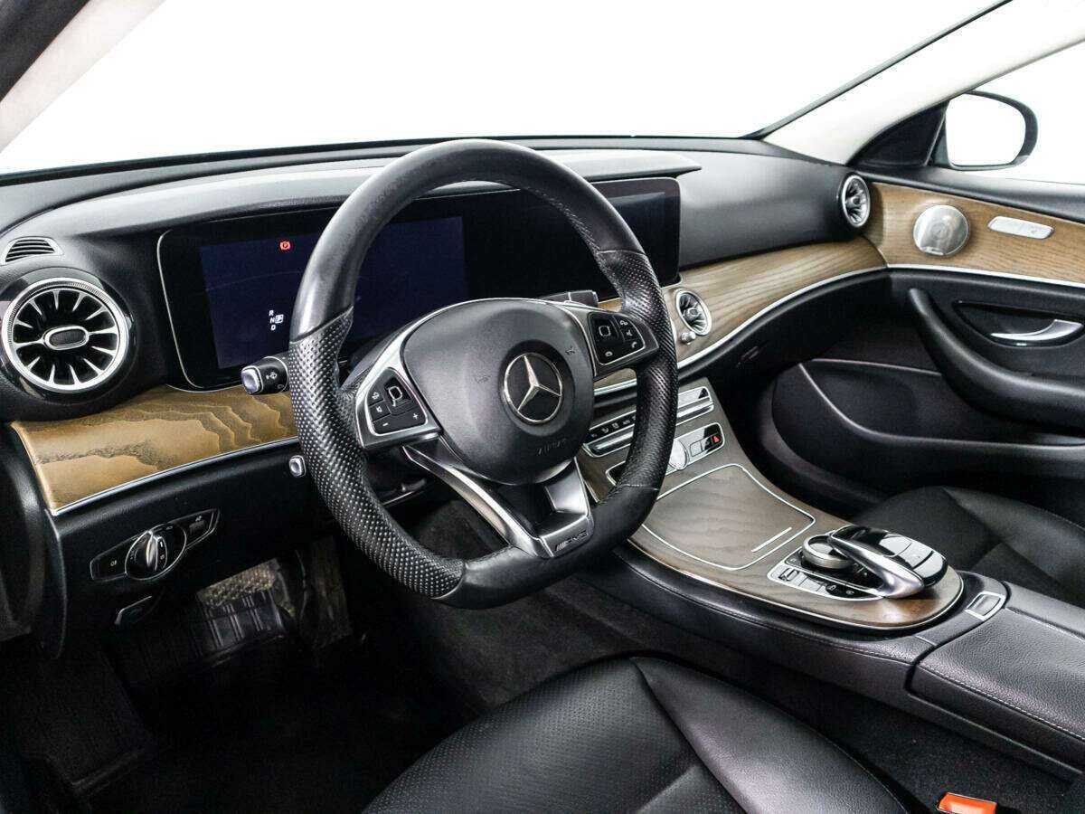 Mercedes-Benz E-Класс 2017 года с пробегом. Фото: #10