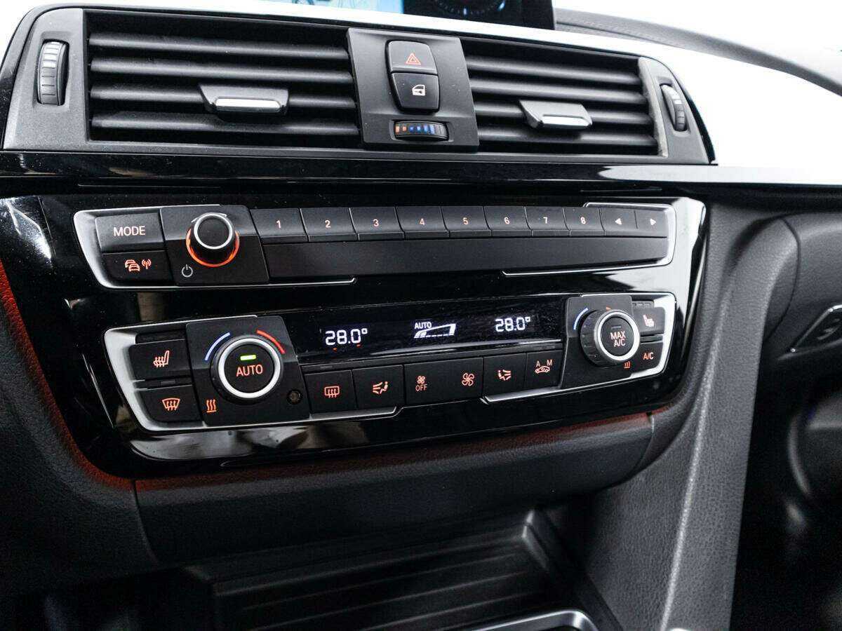 BMW 3 серии 2018 года с пробегом. Фото: #15