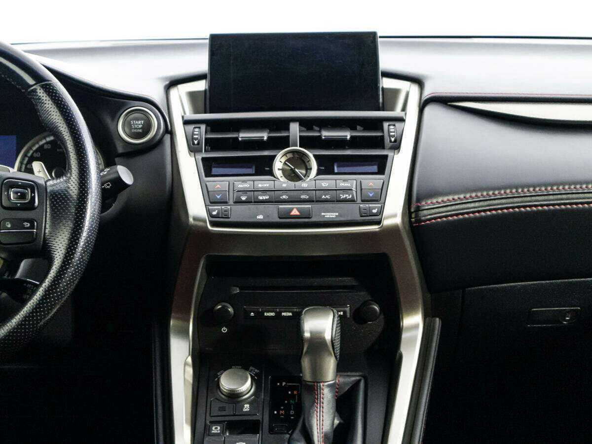 Lexus NX 2015 года с пробегом. Фото: #13