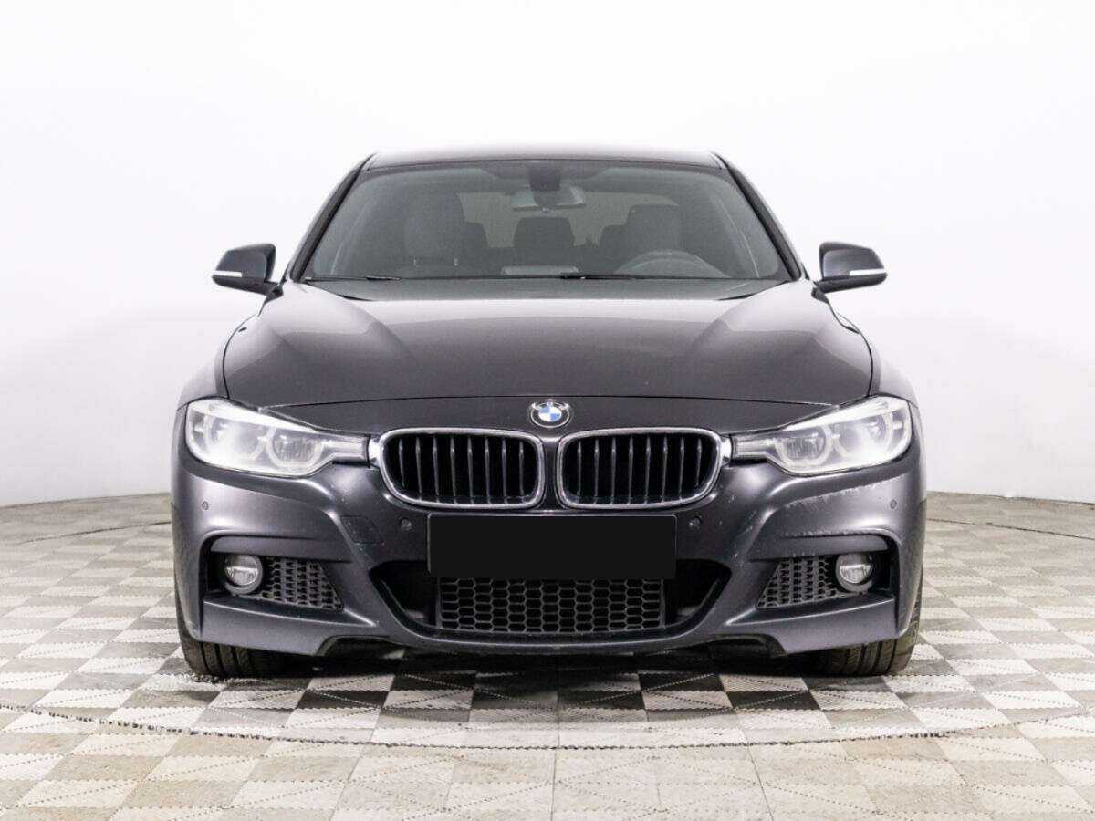 BMW 3 серии 2017 года с пробегом. Фото: #1