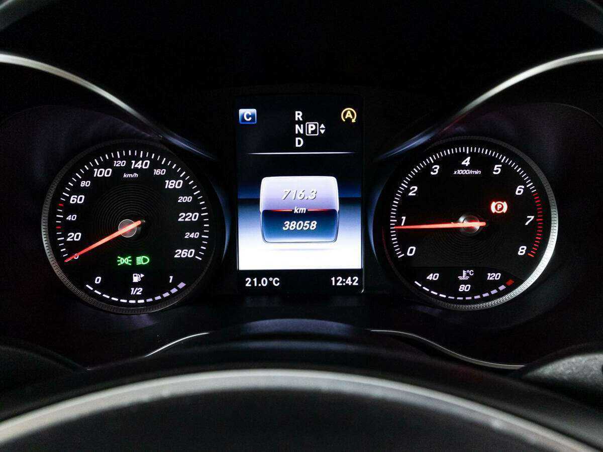 Mercedes-Benz C-Класс 2015 года с пробегом. Фото: #11