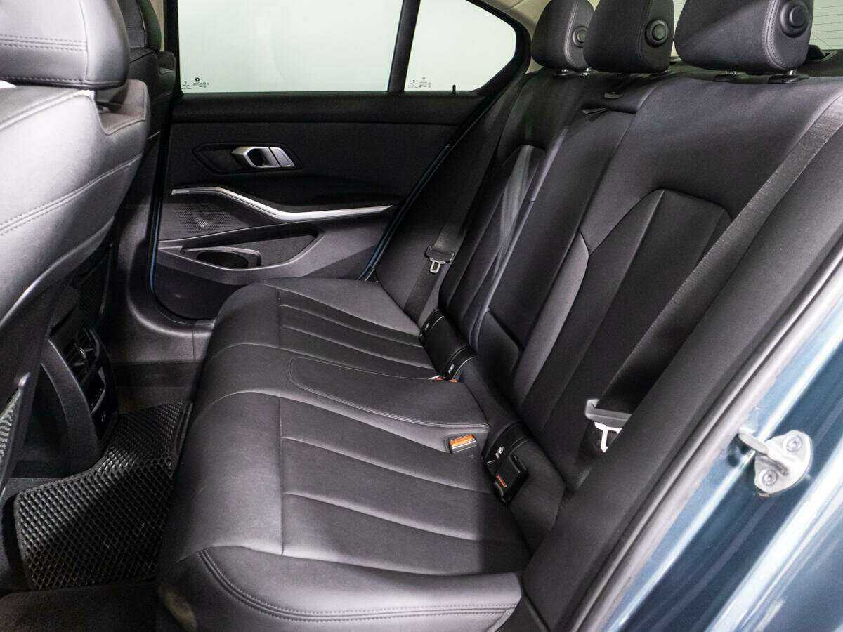 BMW 3 серии 2020 года с пробегом. Фото: #9