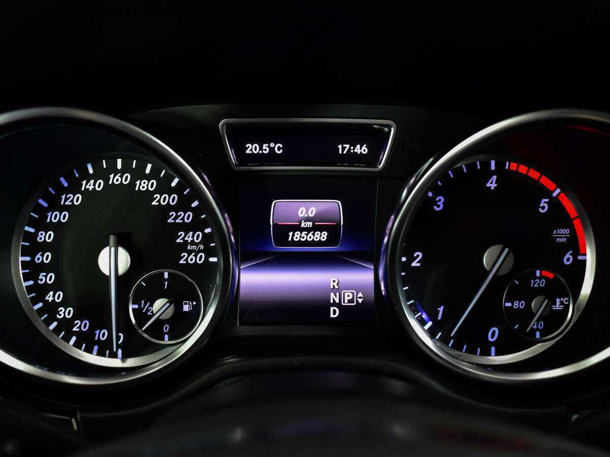 Mercedes-Benz M-Класс 2013 года с пробегом. Фото: #10