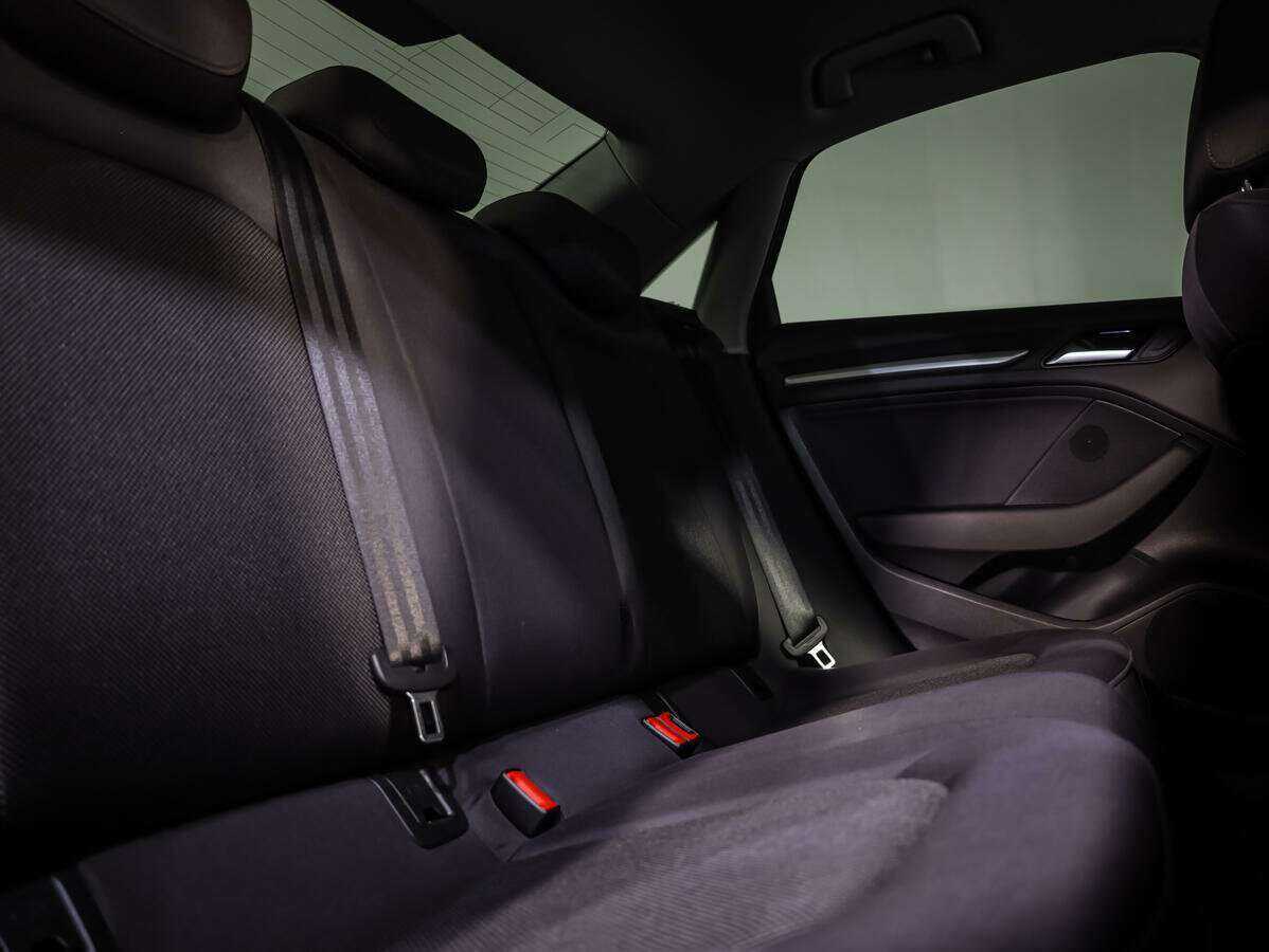 Audi A3 2019 года с пробегом. Фото: #11